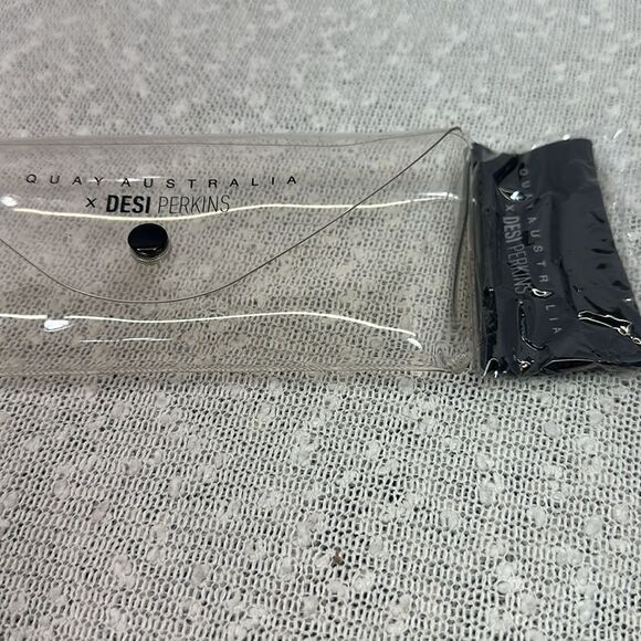 QUAY X Desi High Key Silver and Blue Mirrored Rimless Aviator Sunglasses - Picture 11 of 12